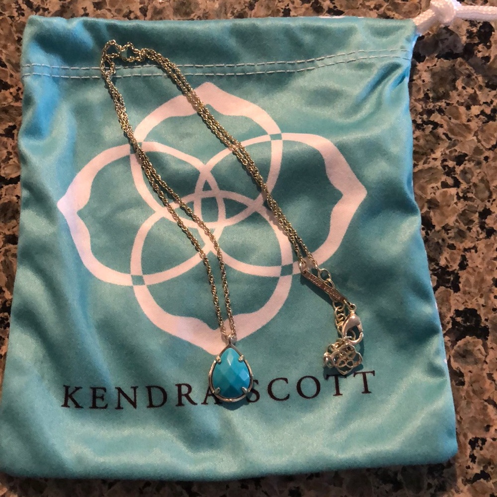Kendra Scott Necklace